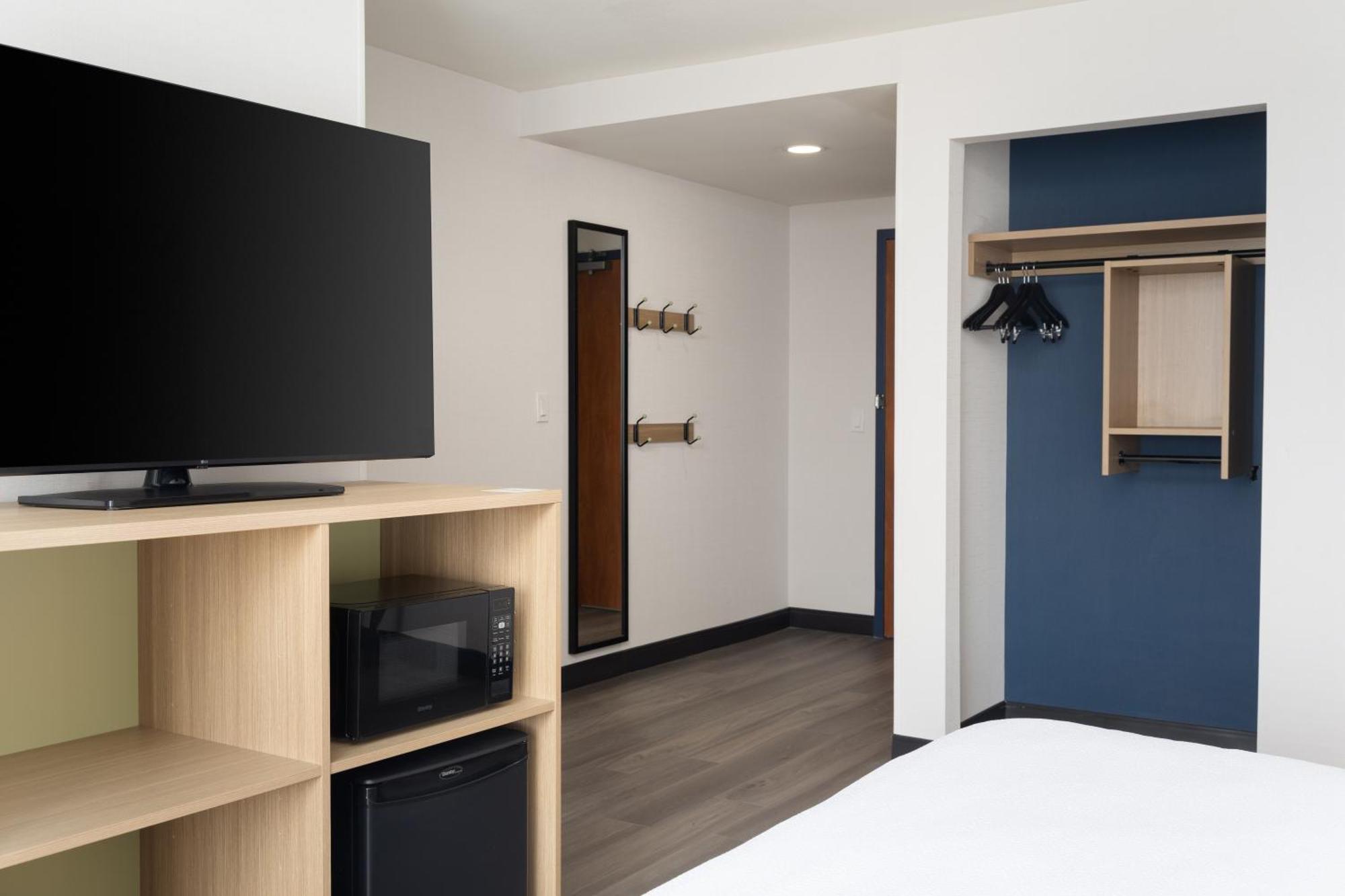 Spark By Hilton Guelph Exterior photo